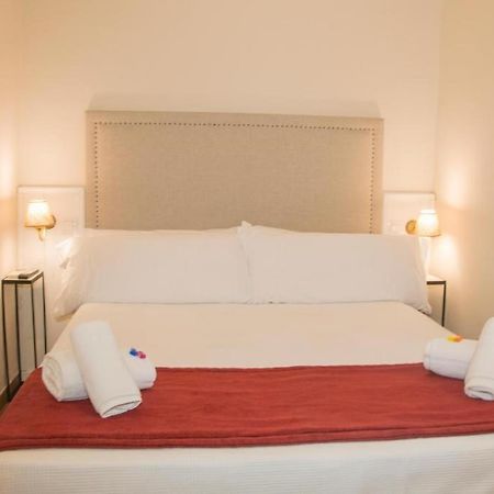 Hostal Callejon Del Agua Sevilla Eksteriør bilde