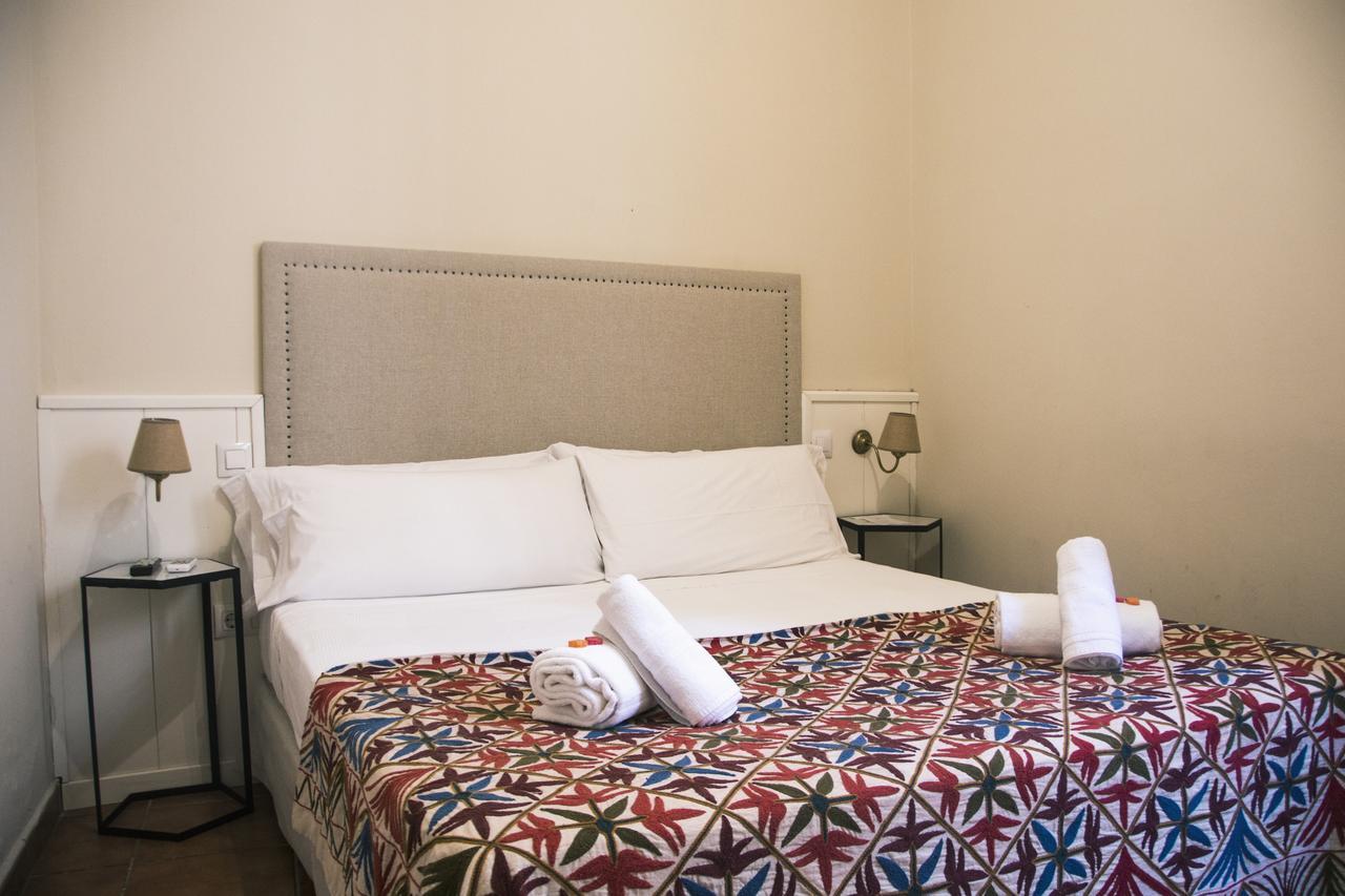 Hostal Callejon Del Agua Sevilla Eksteriør bilde
